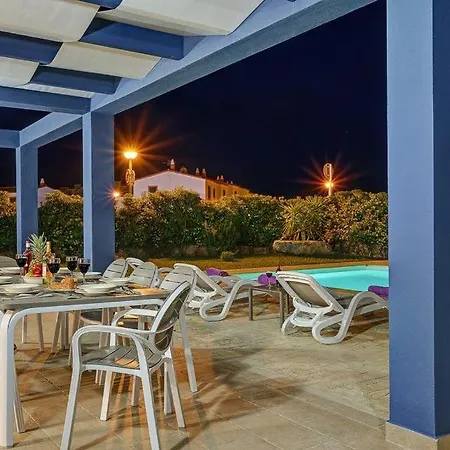 Cala'n Blanes Sleeps 8 Pool Air Con Wifi * קאלה אן בלאנס