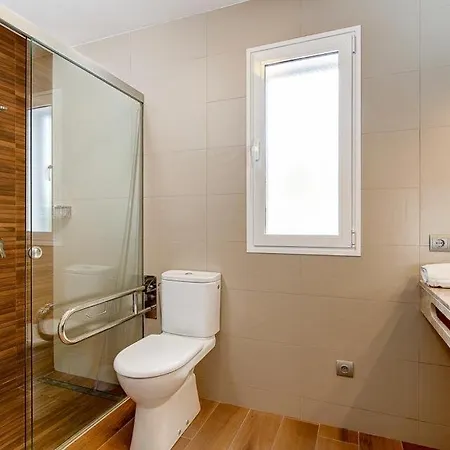 וילה Cala'n Blanes Sleeps 8 Pool Air Con Wifi *